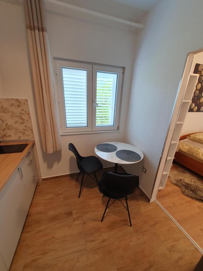 Zita - Heart Of Rovinj, Apartment For 2, Free Parking, 2Min Center, 5Min Beach Walk Esterno foto